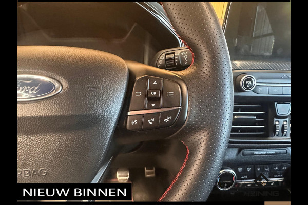 Ford Focus 1.0 EcoBoost ST Line Business Nederlandse Auto | ST Line | Camera | Stuur - Stoelverwarming | Apple-carplay