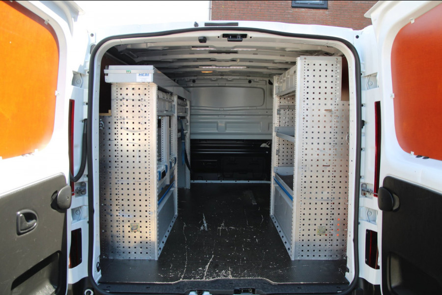 Renault Trafic 2.0 dCi 120PK L2H1 Work Edition / Laadruimte inrichting / Navi / 3 zits