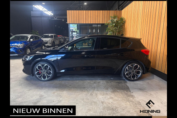 Ford Focus 1.0 EcoBoost ST Line Business Nederlandse Auto | ST Line | Camera | Stuur - Stoelverwarming | Apple-carplay