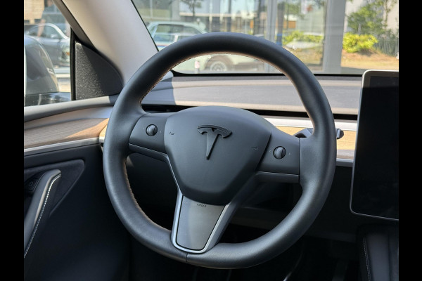 Tesla Model Y Performance AWD 75 kWh SOH 94% | AFNEEMBARE TREKHAAK| RESTERENDE ALGEMENE FABRIEKSGARANTIE TESLA T/M 03-2027 OF 80.000KM| ACCU + AANDRIJFLIJN T/M 03-2031/ 192.000KM| RIJKLAAR GELEVERD