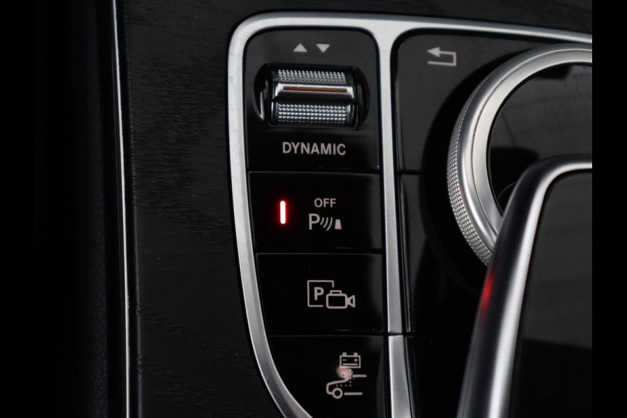 Mercedes-Benz C-Klasse Estate 300 e Business Solution AMG Limited | Panoramadak | Leder Exclusief | Burmester Surround | Stoelverwarming | Camera | Carplay | Dodehoek detectie | Navigatie | Full LED