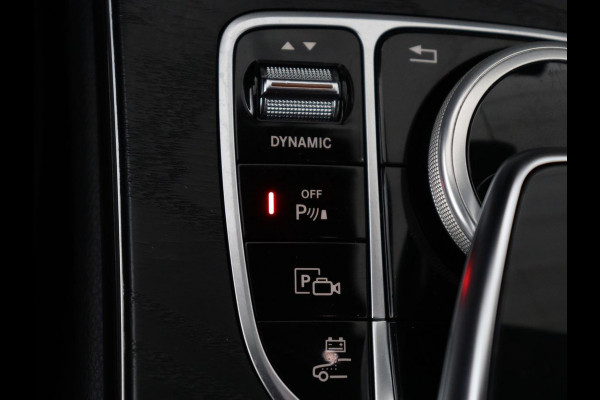 Mercedes-Benz C-Klasse Estate 300 e Business Solution AMG Limited | Panoramadak | Leder Exclusief | Burmester Surround | Stoelverwarming | Camera | Carplay | Dodehoek detectie | Navigatie | Full LED