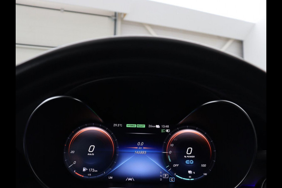 Mercedes-Benz C-Klasse Estate 300 e Business Solution AMG Limited | Panoramadak | Leder Exclusief | Burmester Surround | Stoelverwarming | Camera | Carplay | Dodehoek detectie | Navigatie | Full LED