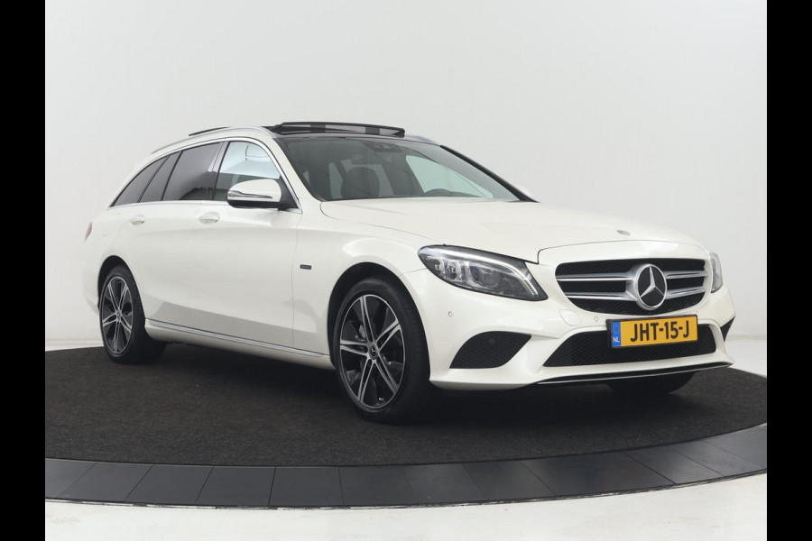 Mercedes-Benz C-Klasse Estate 300 e Business Solution AMG Limited | Panoramadak | Leder Exclusief | Burmester Surround | Stoelverwarming | Camera | Carplay | Dodehoek detectie | Navigatie | Full LED