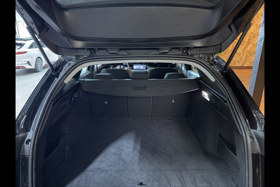 Peugeot 308 SW 1.2 PureTech Allure|Trekhaak|i-Cockpit|CarPlay|Adaptieve Cruise|Keyless|LED+Xenon|Rijklaar