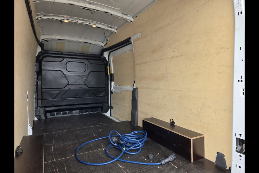 Ford E-Transit 350 L3H3 Trend 75 kWh Navi Achteruitrijcamera PDC Voor&Achter