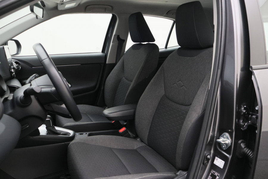 Toyota Yaris Cross 1.5 Hybrid Active Camera, Apple Carplay, ACC, Rijstrooksensor, DAB, 16"