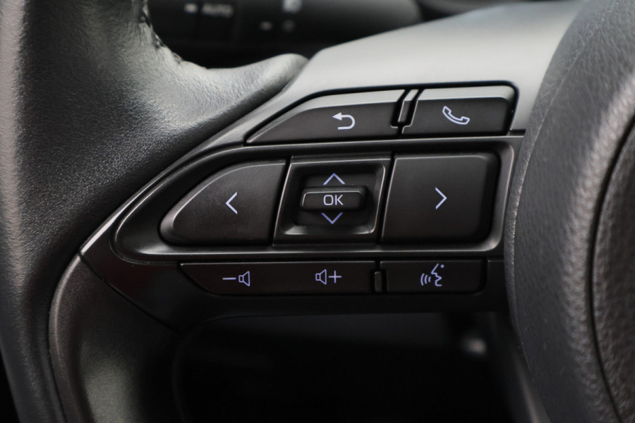 Toyota Yaris Cross 1.5 Hybrid Active Camera, Apple Carplay, ACC, Rijstrooksensor, DAB, 16"