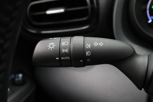 Toyota Yaris Cross 1.5 Hybrid Active Camera, Apple Carplay, ACC, Rijstrooksensor, DAB, 16"