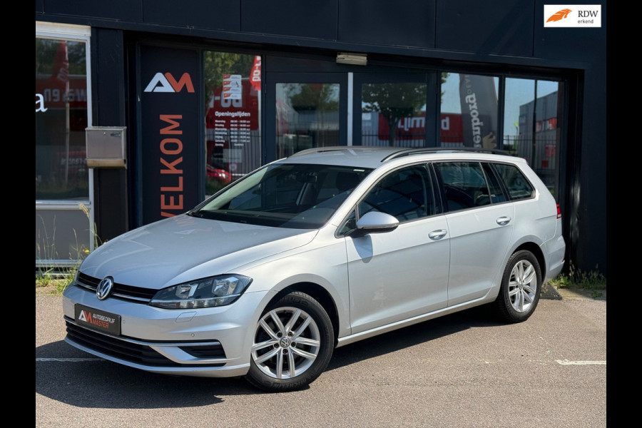 Volkswagen Golf 2.0 TDI Highline | ACC | PDC | Stoelver.