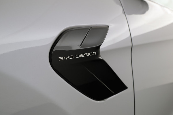BYD Seal Design RWD 82.5 kWh Fabrieksnieuw! BOM vol opties!