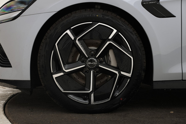 BYD Seal Design RWD 82.5 kWh Fabrieksnieuw! BOM vol opties!