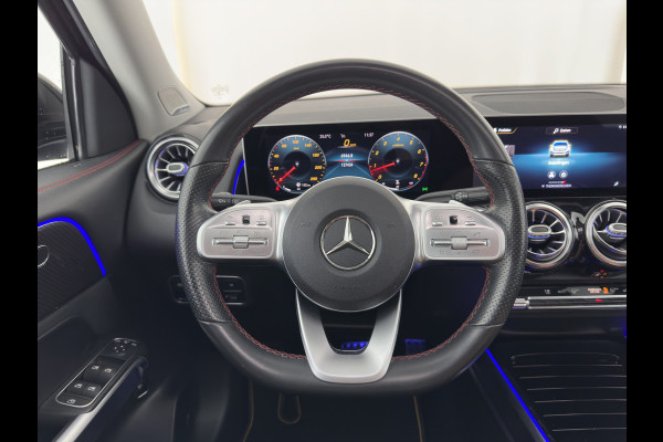 Mercedes-Benz Glb 250 4MATIC AMG-Sportpack Premium Plus Aut. *PANO | TOWBAR | LEATHER-MICROFIBRE | FULL-LED | AMBIENTLIGHT | WIDE-COCKPIT | HEATED-SPORTSEATS | KEYLESS | NAVI-FULLMAP | ECC | SHIFTPADDLES | MEMORY-PACK | PDC | CRUISE | 20''ALU*