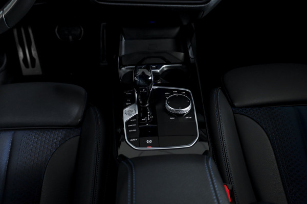 BMW 2 Serie Gran Coupé 218i 136 PK Executive Edition M-Sport Orig. NL | Dig. Cockpit | Head-Up | Cruise | Stoel-+Stuurverw. | PDC | Camera | NAV+App. Connect | ECC | Trekhaak | LM 18" |