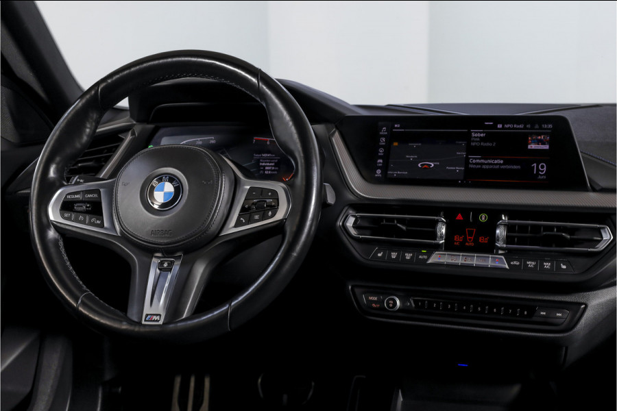 BMW 2 Serie Gran Coupé 218i 136 PK Executive Edition M-Sport Orig. NL | Dig. Cockpit | Head-Up | Cruise | Stoel-+Stuurverw. | PDC | Camera | NAV+App. Connect | ECC | Trekhaak | LM 18" |