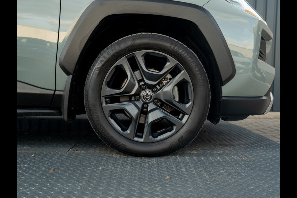 Toyota RAV4 2.5 Hybrid AWD ADVENTURE | Bearlock | Trekhaak afnb. | 360 Camera | BSM | Prijs Rijklaar!!