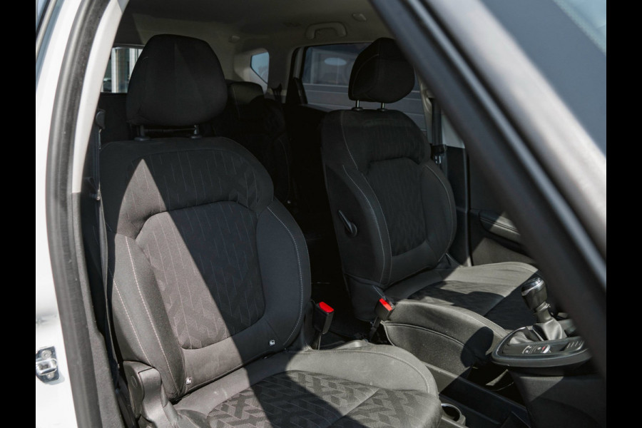 Renault Scénic 1.3 TCe Limited Trekhaak|Stoelverwarming|Navi|Carplay|Cruise|Keyless