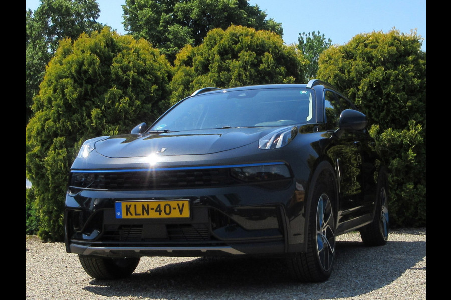 Lynk & Co 01 1.5 * 360Cam * Pano * Carplay *