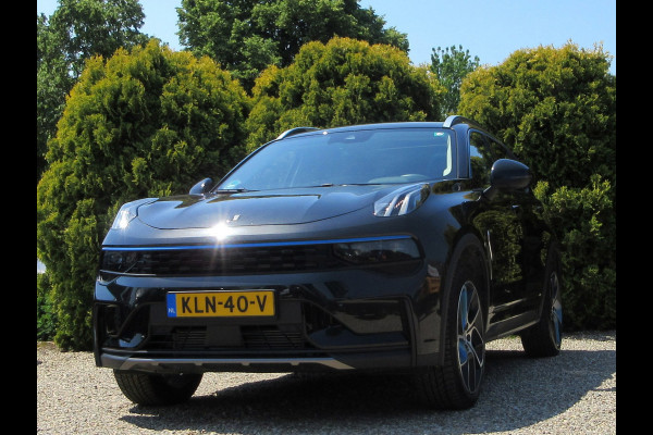 Lynk & Co 01 1.5 * 360Cam * Pano * Carplay *