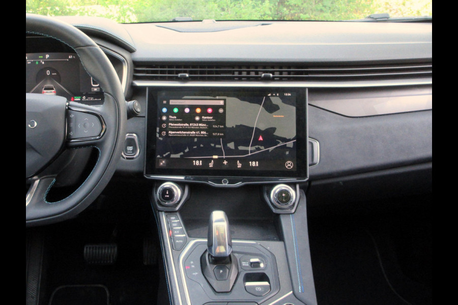 Lynk & Co 01 1.5 * 360Cam * Pano * Carplay *