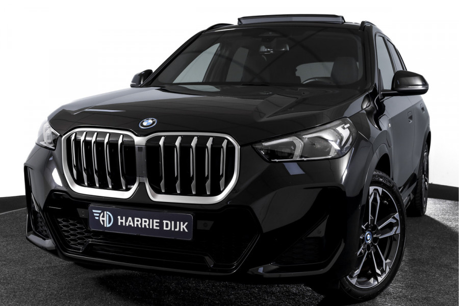BMW X1 xDrive25e 245 PK M-Sport | Premium Pack | S/K-Panodak | Elek. Trekhaak | Dig. Cockpit | Cruise | Stoelverw. | PDC | Camera | NAV+App. Connect | ECC | Elek. Klep | LM 19" | 9761