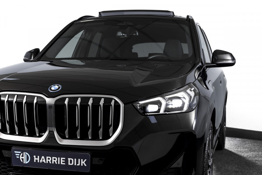 BMW X1 xDrive25e 245 PK M-Sport | Premium Pack | S/K-Panodak | Elek. Trekhaak | Dig. Cockpit | Cruise | Stoelverw. | PDC | Camera | NAV+App. Connect | ECC | Elek. Klep | LM 19" | 9761