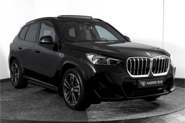 BMW X1 xDrive25e 245 PK M-Sport | Premium Pack | S/K-Panodak | Elek. Trekhaak | Dig. Cockpit | Cruise | Stoelverw. | PDC | Camera | NAV+App. Connect | ECC | Elek. Klep | LM 19" | 9761
