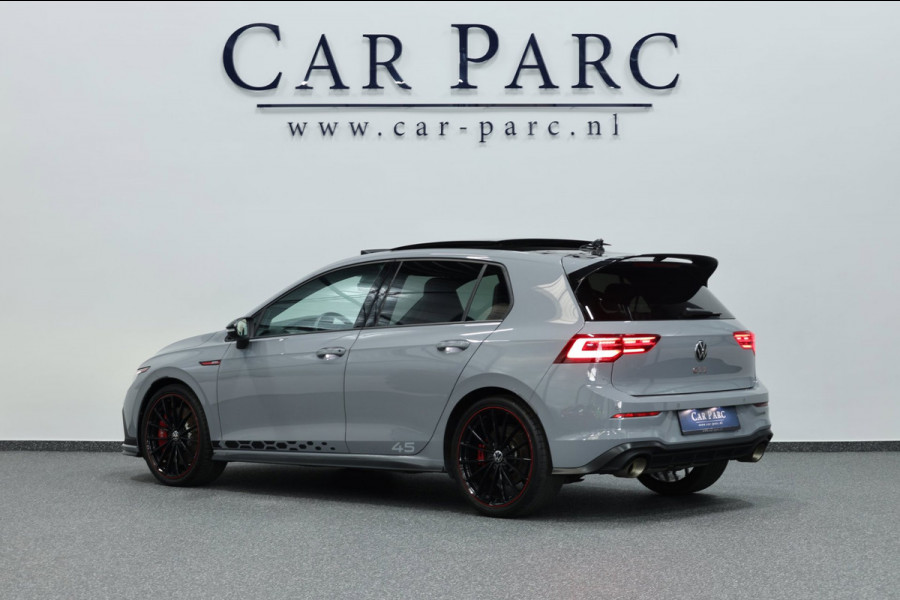 Volkswagen Golf 2.0 TSI GTI Clubsport 45 Jahre Edition 300+PK AKRAPOVIC/IQ/VIRTUAL/SFEER/PANO/LEER/CAM/LINE/ACC/12 MND GARANTIE!