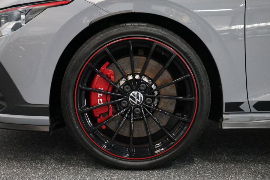 Volkswagen Golf 2.0 TSI GTI Clubsport 45 Jahre Edition 300+PK AKRAPOVIC/IQ/VIRTUAL/SFEER/PANO/LEER/CAM/LINE/ACC/12 MND GARANTIE!