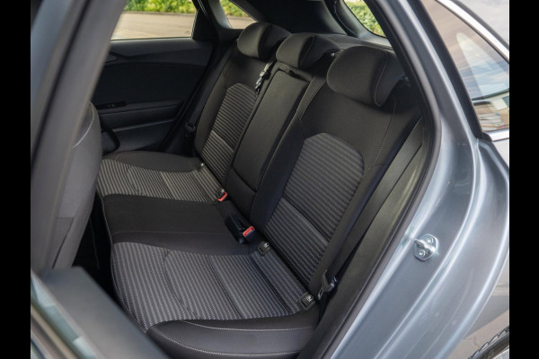Kia Ceed 1.0 T-GDi DynamicLine Carplay / Camera / Led / DAB
