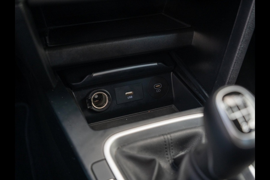 Kia Ceed 1.0 T-GDi DynamicLine Carplay / Camera / Led / DAB