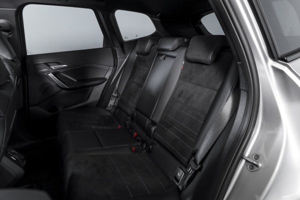 BMW X1 xDrive25e 245 PK | M-Sport | Premium Pack | S/K-Panodak | Elek. Trekhaak | Dig. Cockpit | Cruise | Stoelverw. | PDC | Camera | NAV+App. Connect | ECC | Elek. Klep | LM 19" | 2882