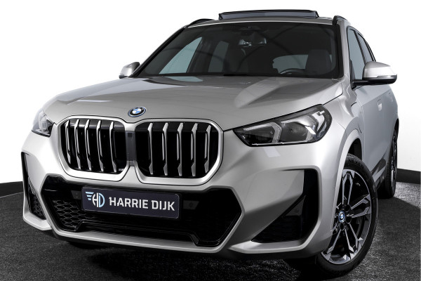BMW X1 xDrive25e 245 PK | M-Sport | Premium Pack | S/K-Panodak | Elek. Trekhaak | Dig. Cockpit | Cruise | Stoelverw. | PDC | Camera | NAV+App. Connect | ECC | Elek. Klep | LM 19" | 2882
