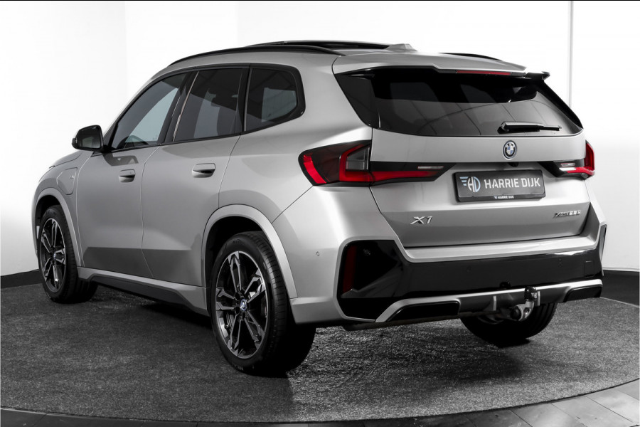 BMW X1 xDrive25e 245 PK | M-Sport | Premium Pack | S/K-Panodak | Elek. Trekhaak | Dig. Cockpit | Cruise | Stoelverw. | PDC | Camera | NAV+App. Connect | ECC | Elek. Klep | LM 19" | 2882