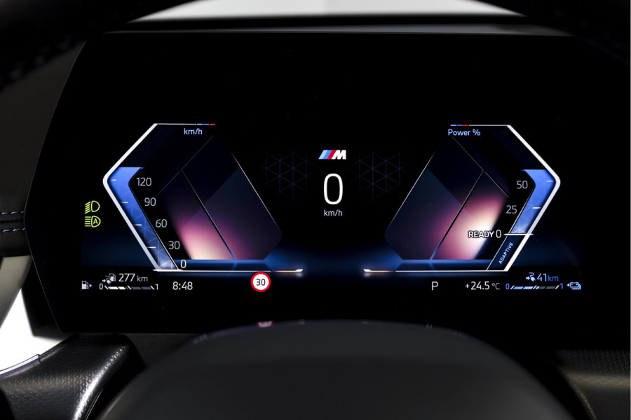 BMW X1 xDrive25e 245 PK | M-Sport | Premium Pack | S/K-Panodak | Elek. Trekhaak | Dig. Cockpit | Cruise | Stoelverw. | PDC | Camera | NAV+App. Connect | ECC | Elek. Klep | LM 19" | 2882