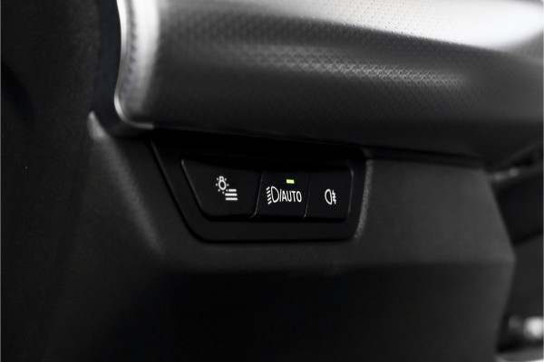 BMW X1 xDrive25e 245 PK | M-Sport | Premium Pack | S/K-Panodak | Elek. Trekhaak | Dig. Cockpit | Cruise | Stoelverw. | PDC | Camera | NAV+App. Connect | ECC | Elek. Klep | LM 19" | 2882