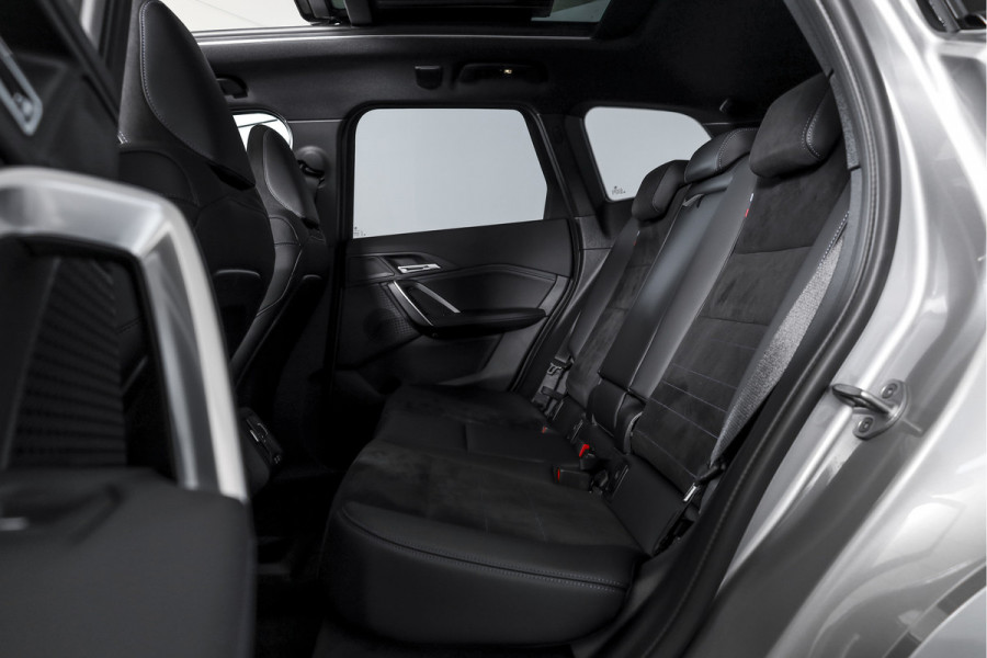 BMW X1 xDrive25e 245 PK | M-Sport | Premium Pack | S/K-Panodak | Elek. Trekhaak | Dig. Cockpit | Cruise | Stoelverw. | PDC | Camera | NAV+App. Connect | ECC | Elek. Klep | LM 19" | 2882