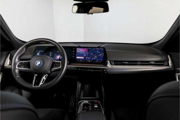 BMW X1 xDrive25e 245 PK M-Sport | Premium Pack | S/K-Panodak | Elek. Trekhaak | Dig. Cockpit | Cruise | Stoelverw. | PDC | Camera | NAV+App. Connect | ECC | Elek. Klep | LM 19" | 2943