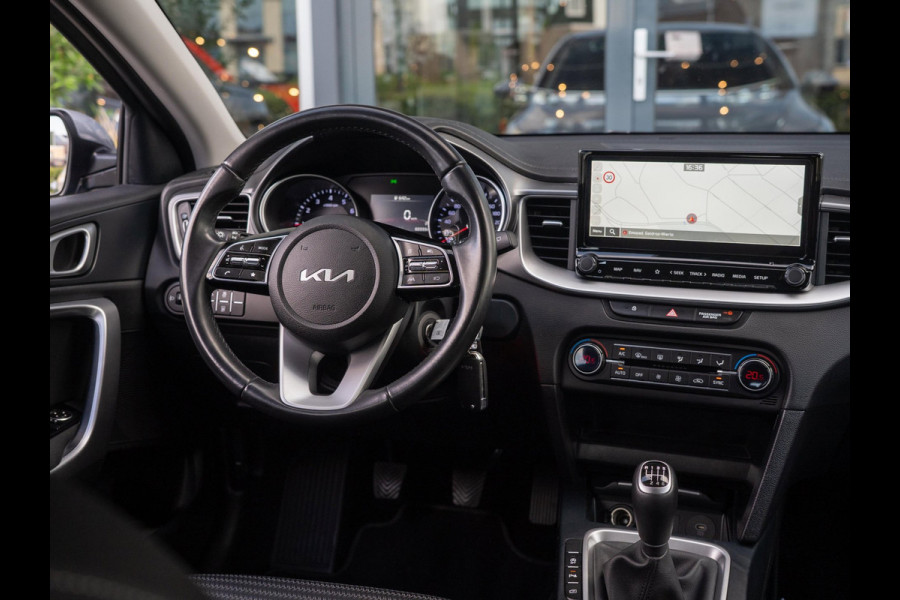 Kia Ceed 1.0 T-GDi DynamicLine Carplay / Camera / Led / DAB