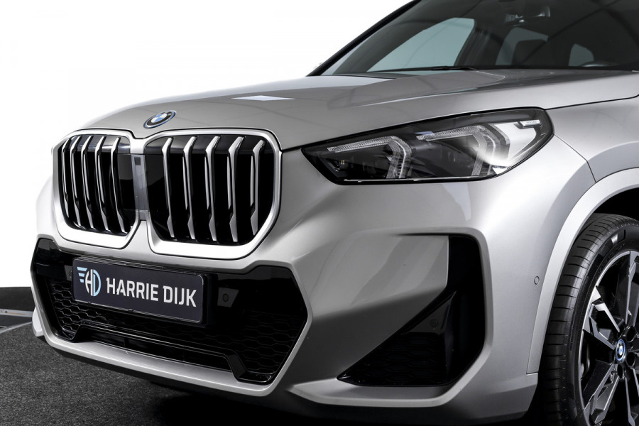 BMW X1 xDrive25e 245 PK M-Sport | Premium Pack | S/K-Panodak | Elek. Trekhaak | Dig. Cockpit | Cruise | Stoelverw. | PDC | Camera | NAV+App. Connect | ECC | Elek. Klep | LM 19" | 2943