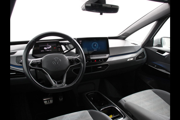 Volkswagen ID.3 First 58 kWh Navigatie Apple Carplay/Android Auto Adaptive Cruise Control Parkeersensoren Stoel- en stuurverwarming Lichtmetalen velgen Climate Control