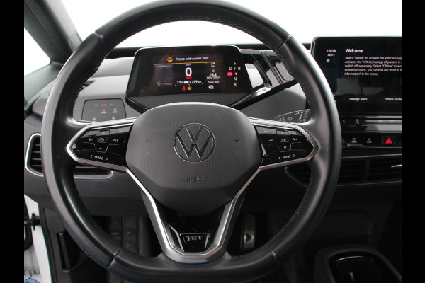 Volkswagen ID.3 First 58 kWh Navigatie Apple Carplay/Android Auto Adaptive Cruise Control Parkeersensoren Stoel- en stuurverwarming Lichtmetalen velgen Climate Control
