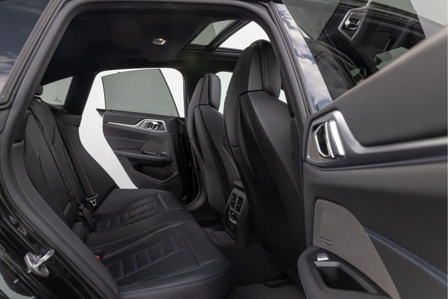 BMW i4 eDrive40 High Executive 84 kWh M-Pakket M-sportstoelen Schuif/kantel HuD