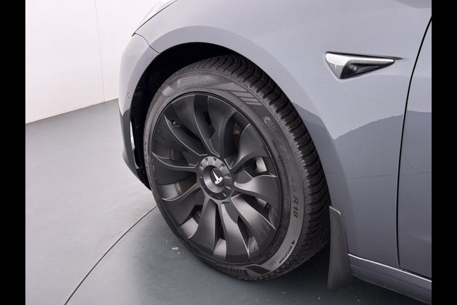 Tesla Model 3 Long Range AWD 75kWh 463PK Full Self Driving Ivoor Interieur All-Season banden Privacy Glas Premium Audio Panoramadak Navi Camer Lmv Leder Memory Elek.Stoelen Achterbank+Stoelverwarming Keyless Wifi Origineel Nederlandse Particuliere Auto Fabrieksgarantie op Accu en motor tot 25-3-2027/192.000KM