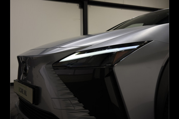 Lexus RZ 450e Executive Line 71 kWh | Leder interieur | Stoelen gekoeld & verwarmd | LMV 20" | Soh (batterijcheck) Waarde 97,8 %