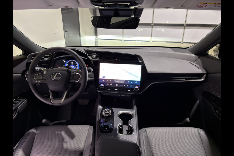 Lexus RZ 450e Executive Line 71 kWh | Leder interieur | Stoelen gekoeld & verwarmd | LMV 20" | Soh (batterijcheck) Waarde 98,1 %