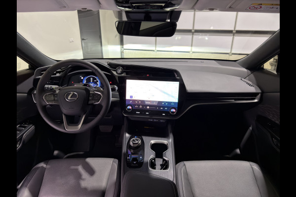 Lexus RZ 450e Executive Line 71 kWh | Leder interieur | Stoelen gekoeld & verwarmd | LMV 20" | Soh (batterijcheck) Waarde 98,1 %