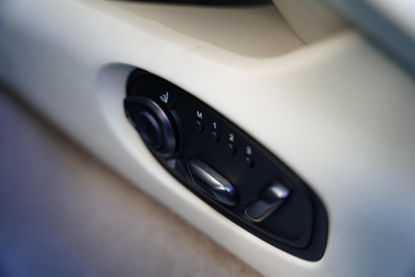 Aston Martin DB12 Volante 4.0 V8 Cito Geleverd