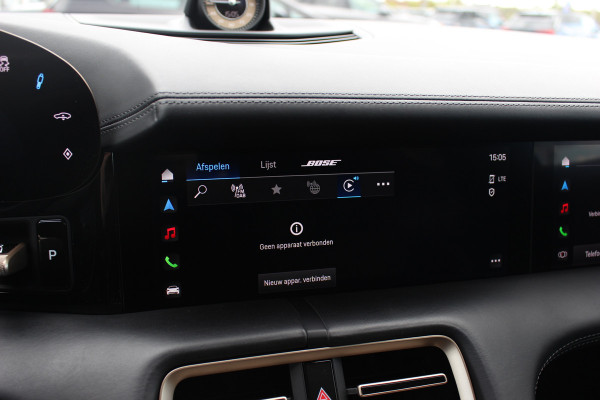 Porsche Taycan Cross Turismo 4 93 kWh / SoH 92,2% / Panoramadak / 360Camera / Passenger Display / Adaptieve Stoelen / Luchtvering / 21'' / Bose / Keyless / Sportchrono / Stoelventilatie / Stoelverwarming 4x / DAB / Cruise Control