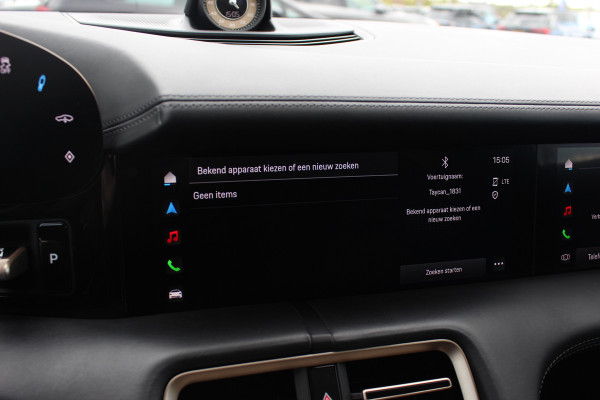 Porsche Taycan Cross Turismo 4 93 kWh / SoH 92,2% / Panoramadak / 360Camera / Passenger Display / Adaptieve Stoelen / Luchtvering / 21'' / Bose / Keyless / Sportchrono / Stoelventilatie / Stoelverwarming 4x / DAB / Cruise Control